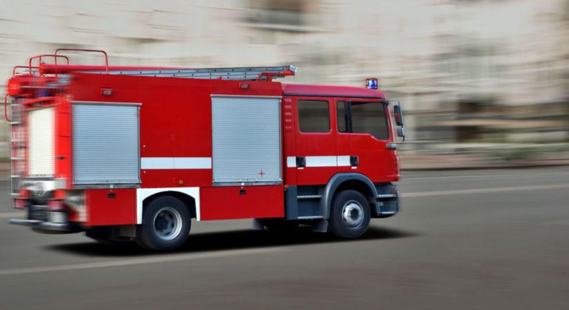 Kigyulladt egy autó Keszthelyen