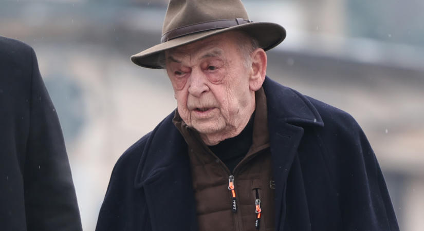 „Tudok menni, ez a legfontosabb” – Így van most a 92 éves Bodrogi Gyula, miután leesett a lépcsőn