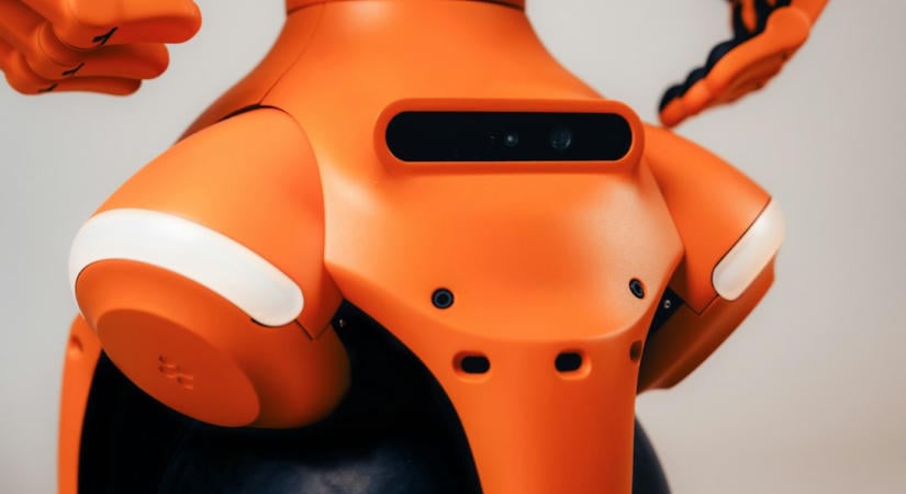 3 évre, 2,1 millió dollárért hosszabbít az NYSOFA az ElliQ robotra