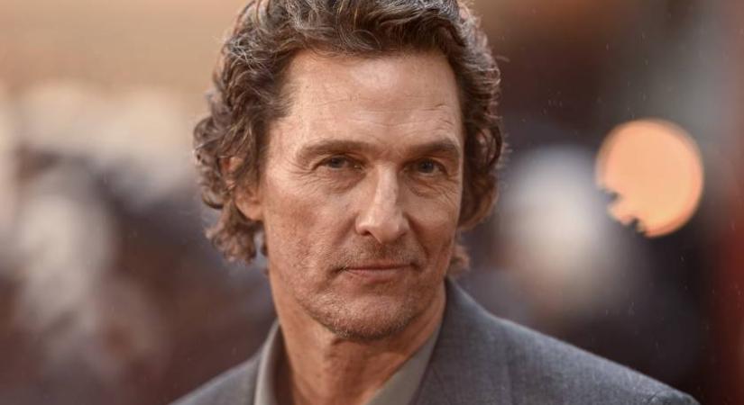 Matthew McConaughey jóképű fia 18 éves lett: Levi kiköpött apja a szülinapi fotón