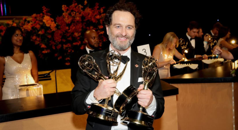 Élő Emmy-szoborrá változott színésznő, Halle Berryt idéző Zendaya – galéria a 2026-os Emmy-gáláról