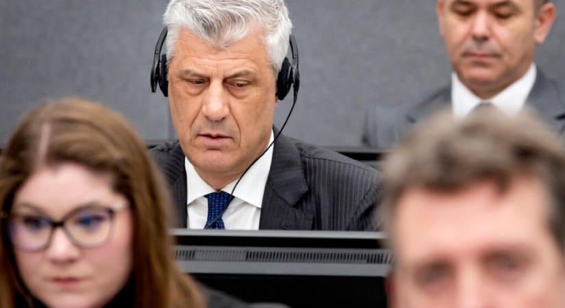 Az albán parlament nyilatkozatot fogadott el arról, hogy nem ért egyet a hágai ítélettel