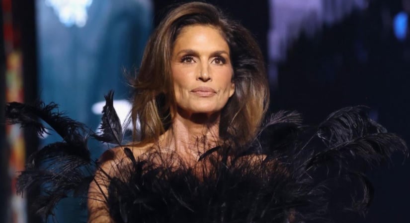 Cindy Crawford először beszélt fia halála óta: „Örökké szeretni fogunk” – Kaia is fájdalmasan szépen búcsúzott
