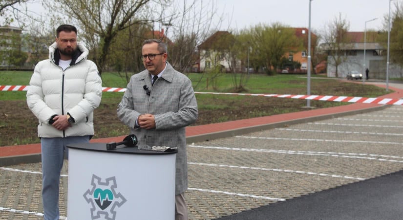 „Mindenki parkolni akar, de senki sem akar fizetni a parkolásért”