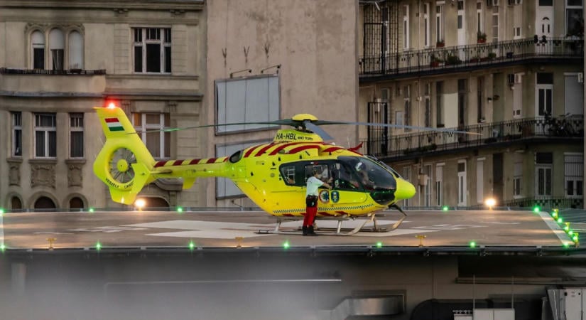 Újra kellett éleszteni egy soproni diáklányt, mentőhelikopter vitte kórházba