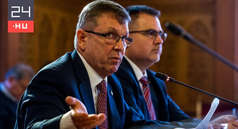 Az MNB-s alapítványi vagyonvesztés miatt zajlik büntetőeljárás, Matolcsy és fia haszonszerzéséről ír az ügyészség, két személy ellen nemzetközi elfogatóparancsot adtak ki