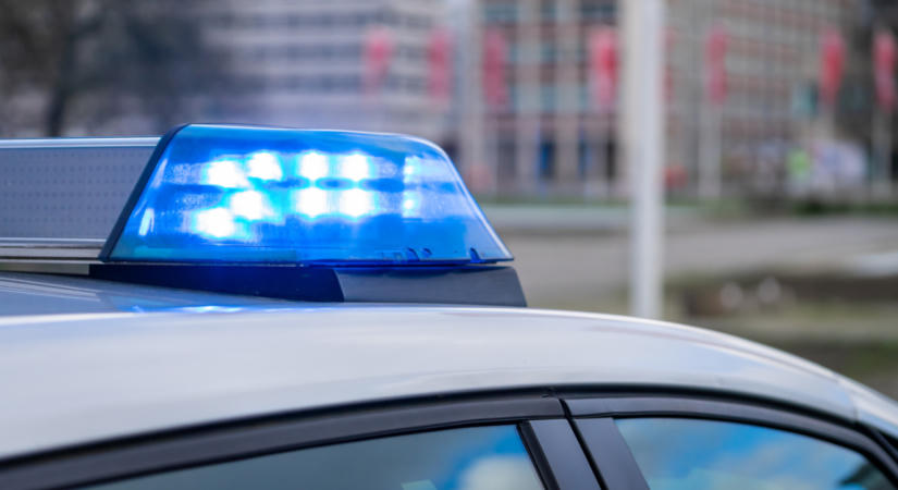 Halálos baleset történt Szegeden: lezuhant egy munkás a kormányhivatal tetejéről