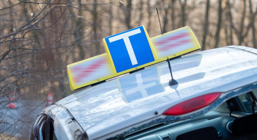 Már nem kell hónapokat várni a jogosítványra Szabadkán