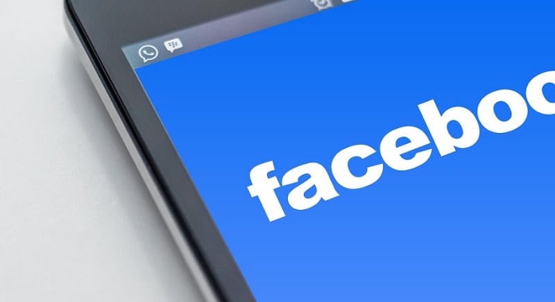 Tolvajok élnek vissza az Ikea és a MediaMarkt nevével, hogy durván lehúzzák az embereket – Így működik a facebookos csalás