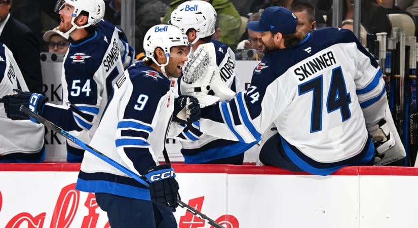 NHL: a Winnipeg elsöprő hajrával vette el a Pittsburgh veretlenségét