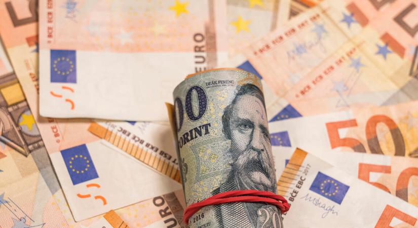 Hiába lőnek a Közel-Keleten, a forint tartja magát