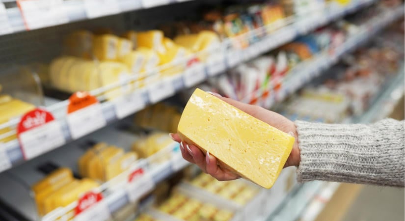 Jön az új sajt, ami eláraszthatja a boltokat? Nem is hinnéd, miből készül