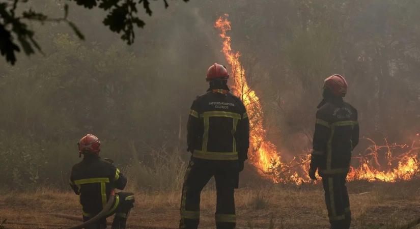 Erdőtűz: hazatérhetnek a kitelepítettek egy része Gironde megyében