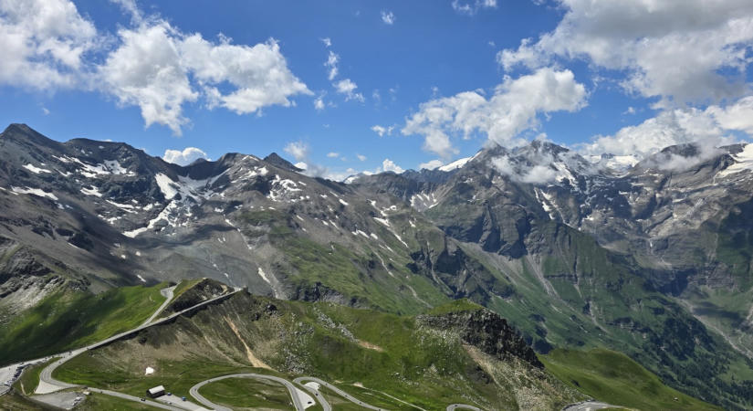 Az Alpok leghíresebb panorámaútja, a Grossglockner Hochalpenstrasse