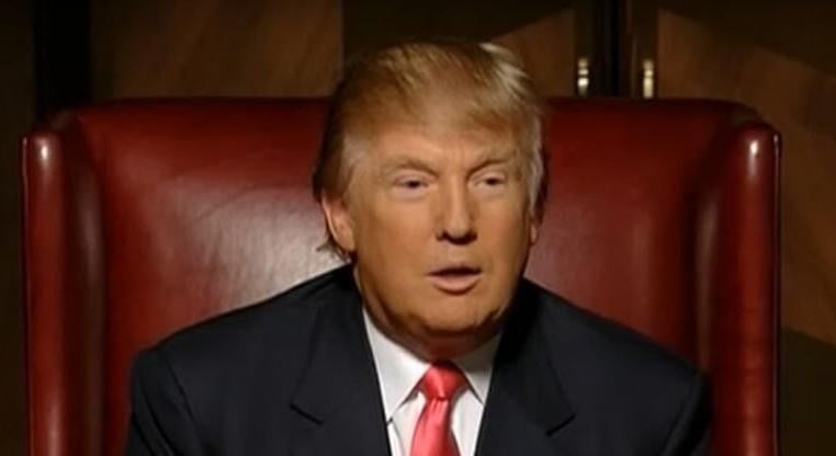 Trump átkereszteléssel oldaná meg az emberiséget is fenyegető MI kérdését, már meg is szavaztatta az új nevet