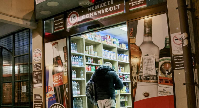 Napokon belül emelkedik a cigaretta ára, bespájzoltak a trafikok