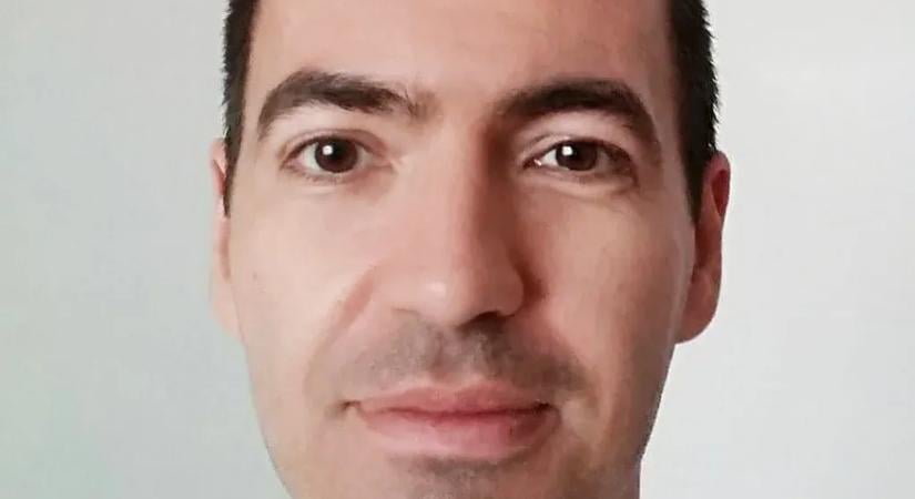 Meghalt Bak Róbert, költő, kritikus, a Telex–Karakter szerzője