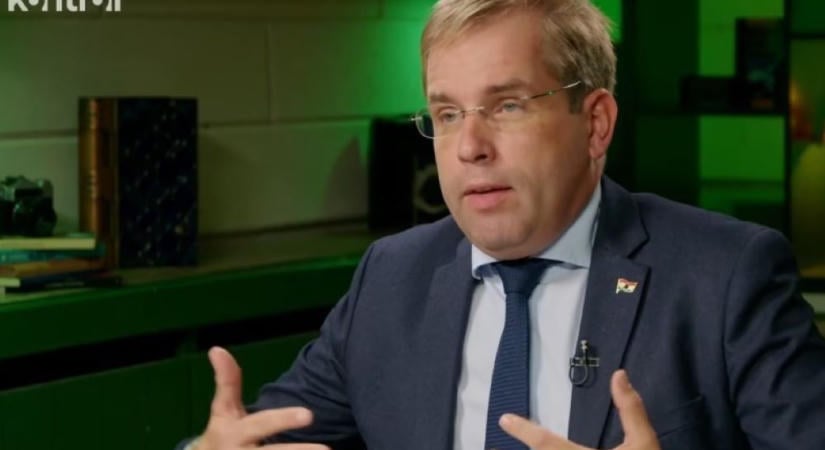 Ruff Bálint: "Ez valódi rendszerváltás volt, amit az új alkotmány elfogadása fog beteljesíteni"