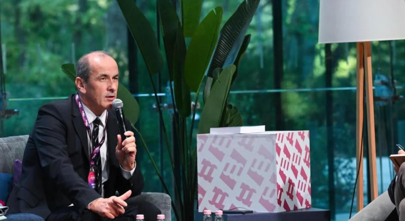 Hegedűs Zsolt: hatékony és értékalapú egészségügyi rendszerre kíván áttérni a kormány