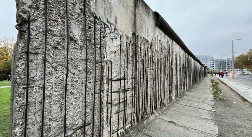 Hatvanöt éve épült fel a berlini fal – de mi történt a berlini zsidókkal?