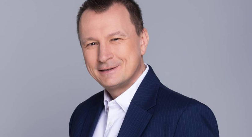 Szujó Zoltán bájos, szőke feleségével Finnországban: Adrienn-nel 26 éve élnek nagy boldogságban