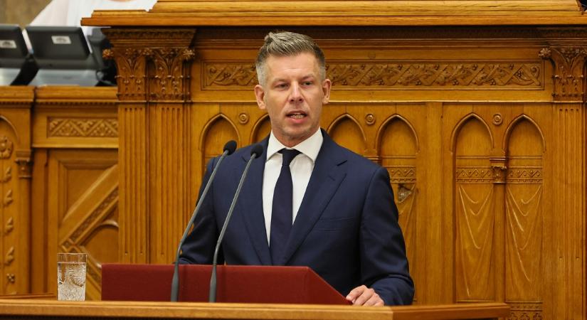 Magyar Péter napirend előtti felszólalásával indult az Országgyűlés - kövesse élőben cikkünkben! - videó
