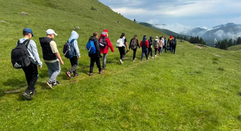 Csodával határos módon egy hónap után felépült a villám-sújtotta pedagógus