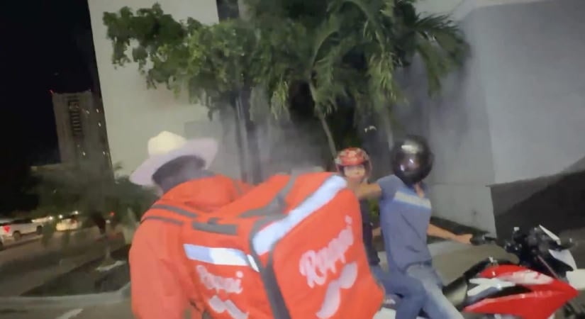 Élő adásban, motorról lőttek agyon egy mexikói influenszert