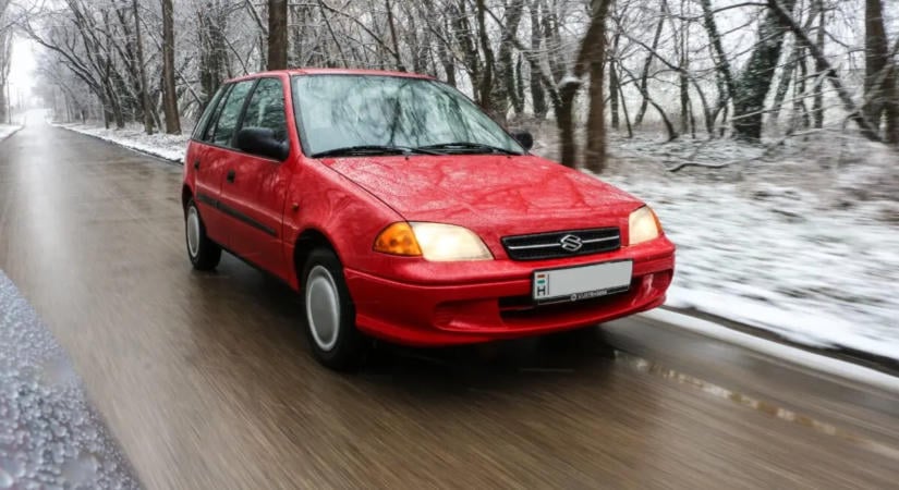 Egyre drágább az olcsó használt autó: már az öreg Swift sem filléres?