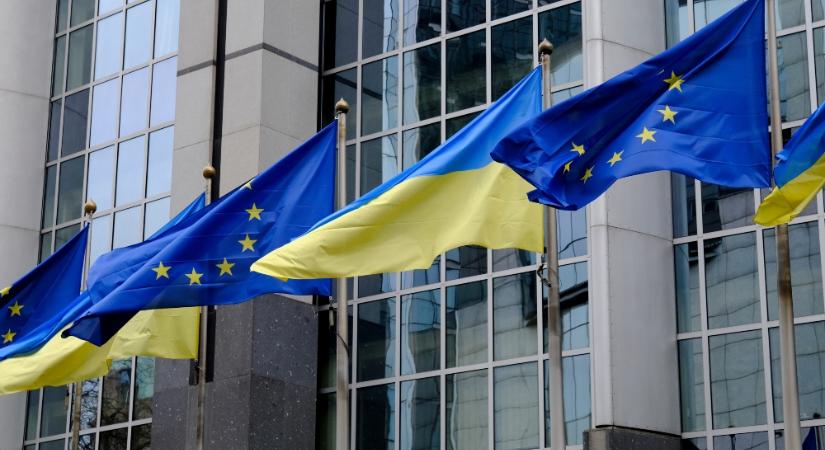 Az Európai Parlament méltatja Ukrajna reformtörekvéseit