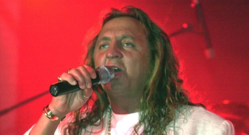 Titokban vállalta be a műtétet Zámbó Jimmy, testvére szerint óriási fájdalmai voltak