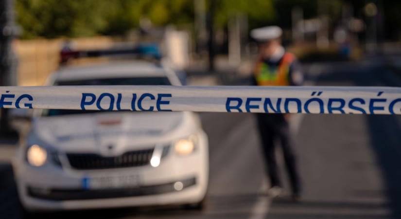 Álló autónak rohant egy másik Molványnál