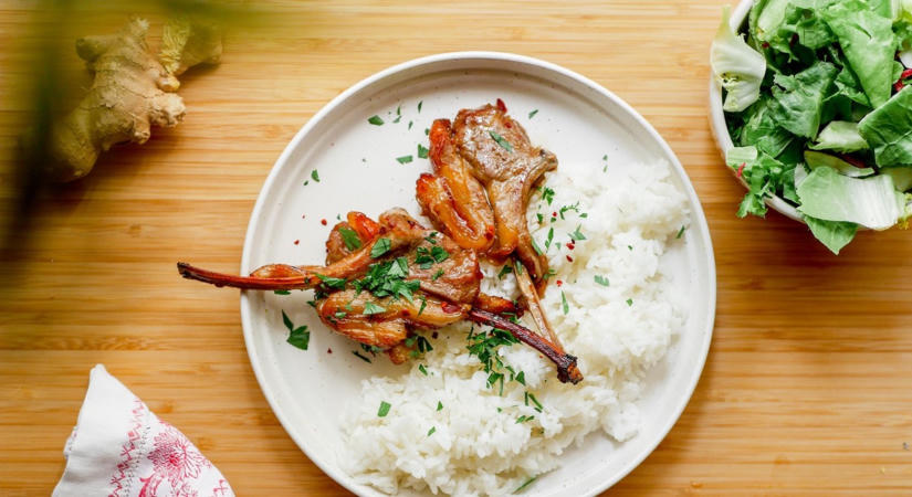Annuskám: Pikáns csontos báránykaraj gyömbérrel és lime-mal - recept
