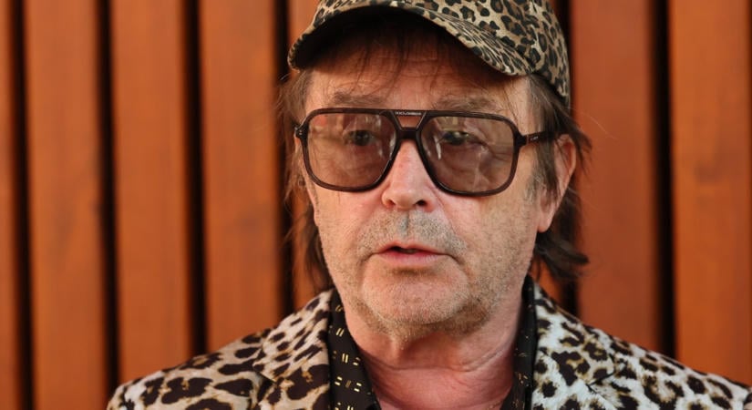 Szikora Róbertet beszólt Charlienak: "Robika, nem tudtam, hogy te ilyen nagy zenész vagy, b.meg!"