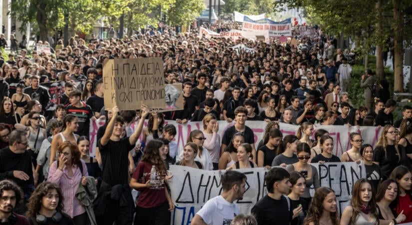 Diákok és tanárok vonultak utcára Görögországban