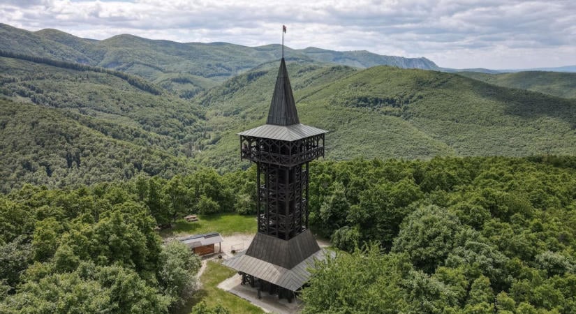 Elindult a szavazás: vajon melyik kilátóból nyílik a legszebb panoráma? Tavaly a baranyai nyert