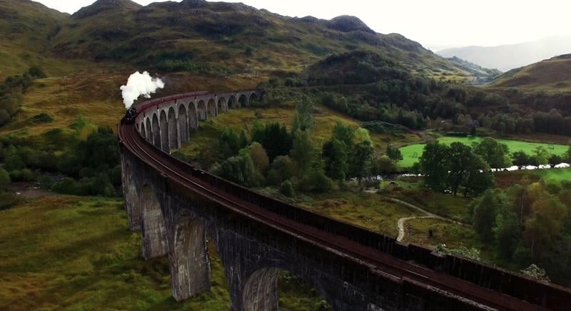 Óriási hír a Harry Potter rajongóinak – most számos rejtélyes helyszínbe bekukkanthatnak