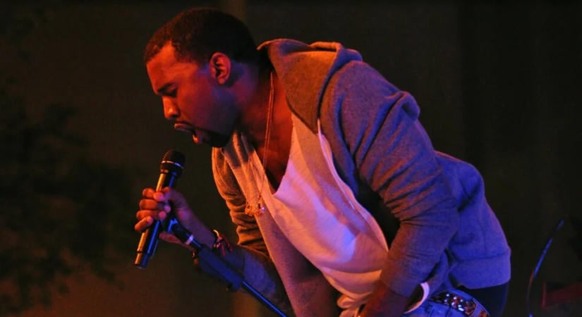 Kiderült, miért tiltották meg Kanye West oroszországi koncertjeit