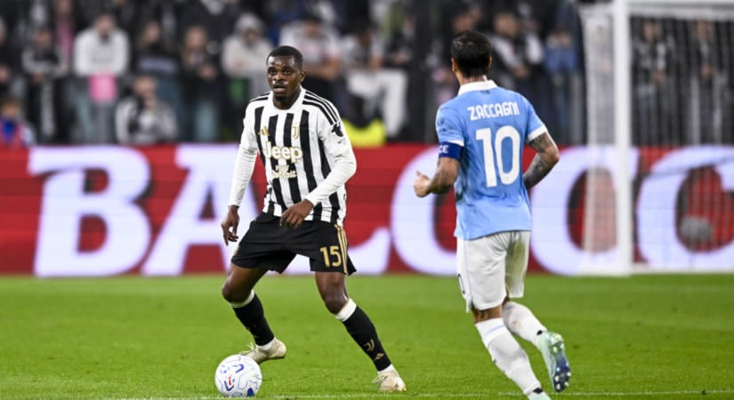 Januárban csaphat le a Liverpool a Juventus védőjére, de a Manchester United is közbeszólhat