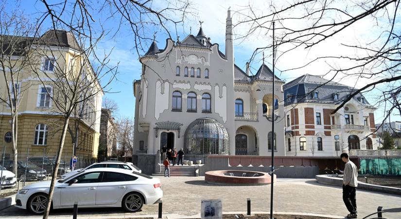 Átadták a Magyar Vakok és Gyengénlátók Országos Szövetségének Hermina úti székházát