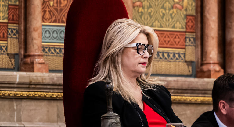 Hallerné Nagy Anikó szerint eredményes a soproni látogatása, csúszik a színházigazgató kinevezése