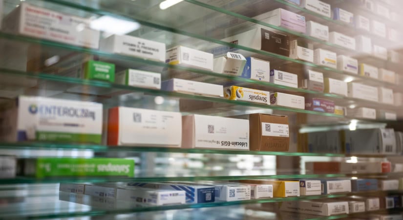 Elhalasztotta a kormány a kiterjesztett gyógyszerfelírás bevezetését