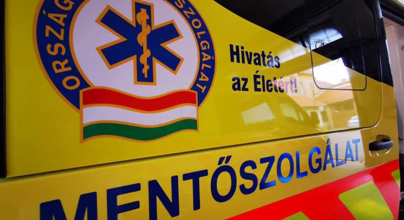 A mentők sikeres életmentésről posztoltak, a férfi közben elhunyt, el is temették