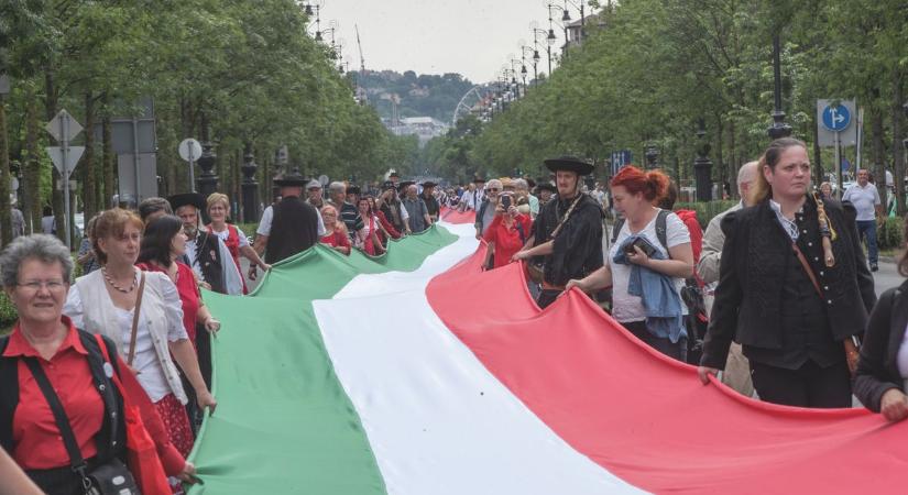 Az agresszió, a széthúzás országos méreteket ölt