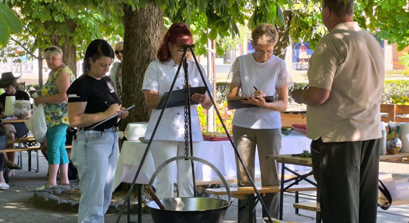Tamási Bográcsmestere: retró ízek töltötték meg a főteret