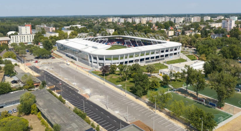187 új parkoló tehermentesíti a Nyíregyházi Stadion környékét