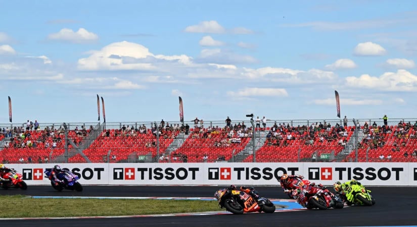 Mindent a show-ért: Alaposan felforgatja a jól bevált menetrendjét a MotoGP