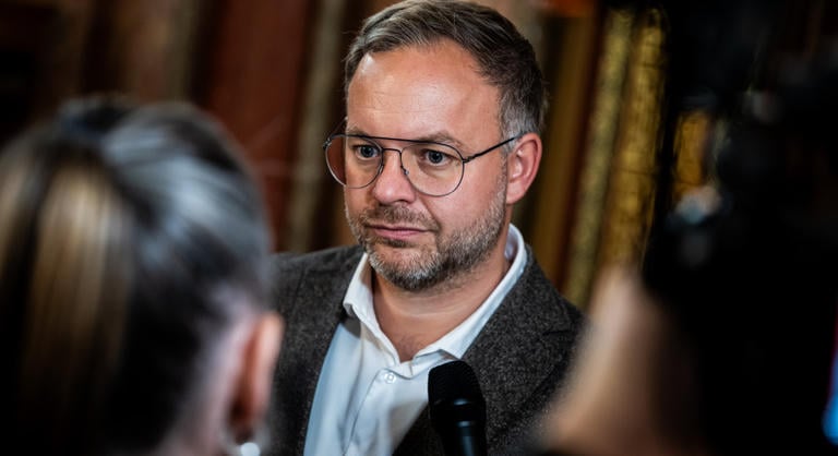 470 millió forintért vett 340 négyzetméteres házat Budán Orbán Balázs