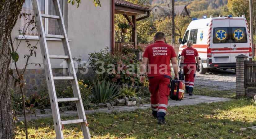 Tragédia Kárpátalján: három métert zuhant egy létráról egy 64 éves férfi