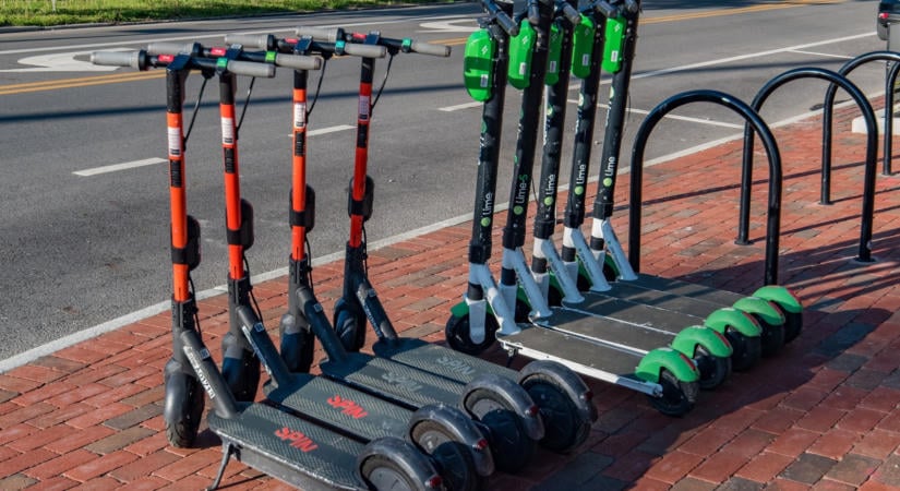 Jelentősen szigorítani fogják az elektromos rollerek használatát
